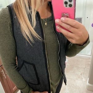 Stitch Fix vest. Size small. NonSmoker. No pets.